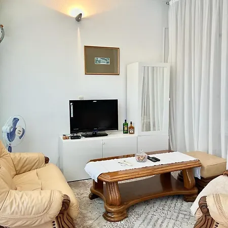 公寓 Pansion Ivana *