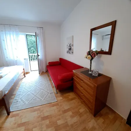 Pansion Ivana Apartment