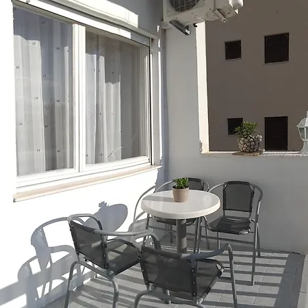 Pansion Ivana Apartment *