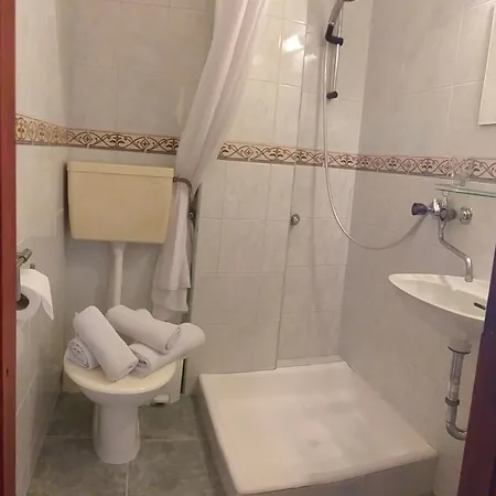 Pansion Ivana 公寓 巴什卡沃达