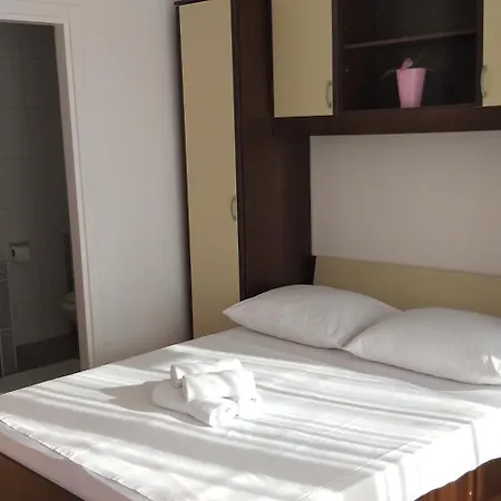 Pansion Ivana Apartment Baska Voda