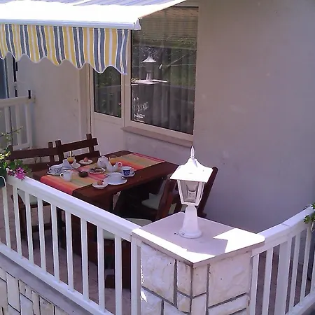 Pansion Ivana Apartment