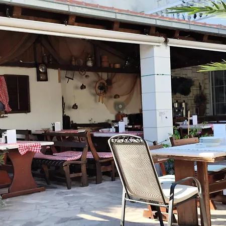 公寓 Pansion Ivana 巴什卡沃达