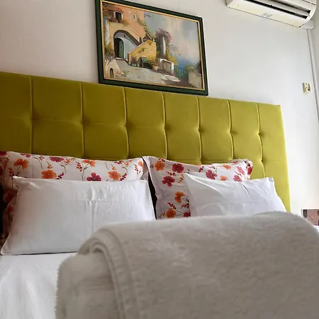Pansion Ivana Apartment *