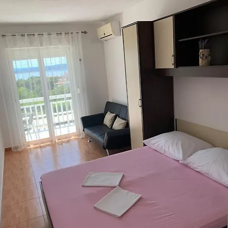 Pansion Ivana Apartment *