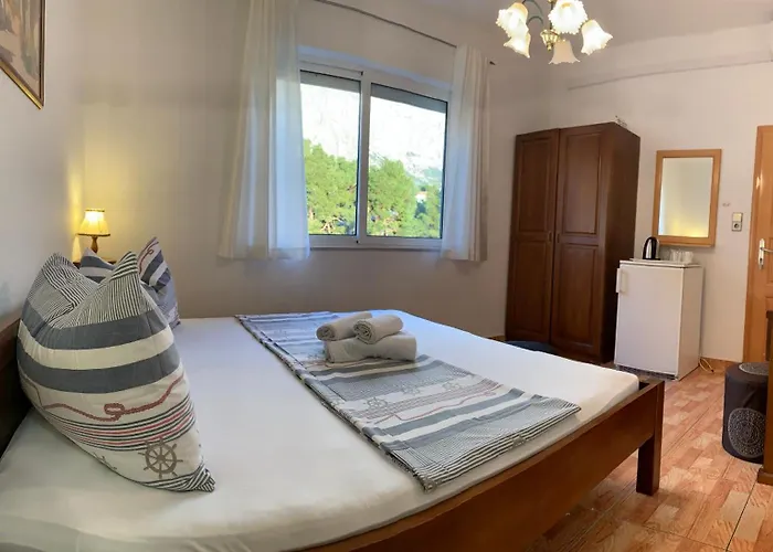 Pansion Ivana Appartement Baška Voda